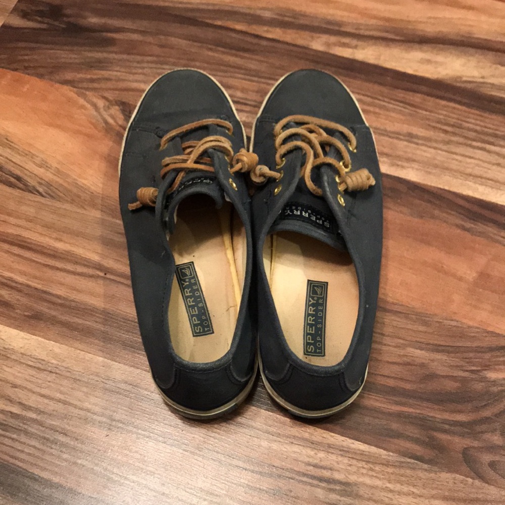 Shoes - Picture 2 of 2